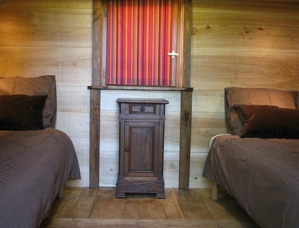 Les Cabanes Du Tertre Urval Pokoj fotografie